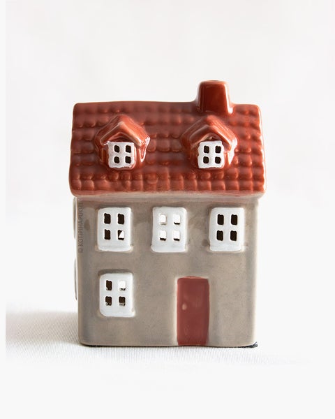 Pieni talolyhty, harmaa