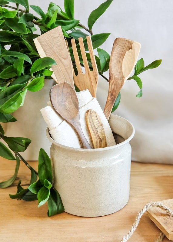 Py&ouml;re&auml; ruukku emalia, Sand, eri kokoja