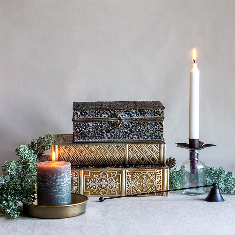 Metallinen kirjalaatikko, Mashad